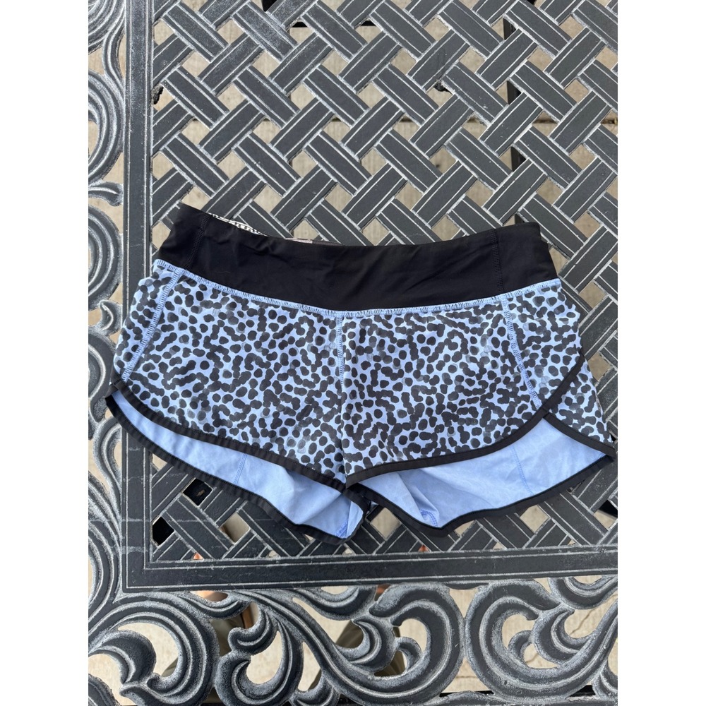 Lululemon Speed Up Shorts Blue Black Cheetah Leopard Print Running Size 6